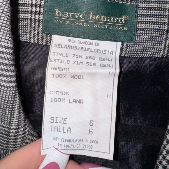 Harve Bernard - Picture 2 of 4